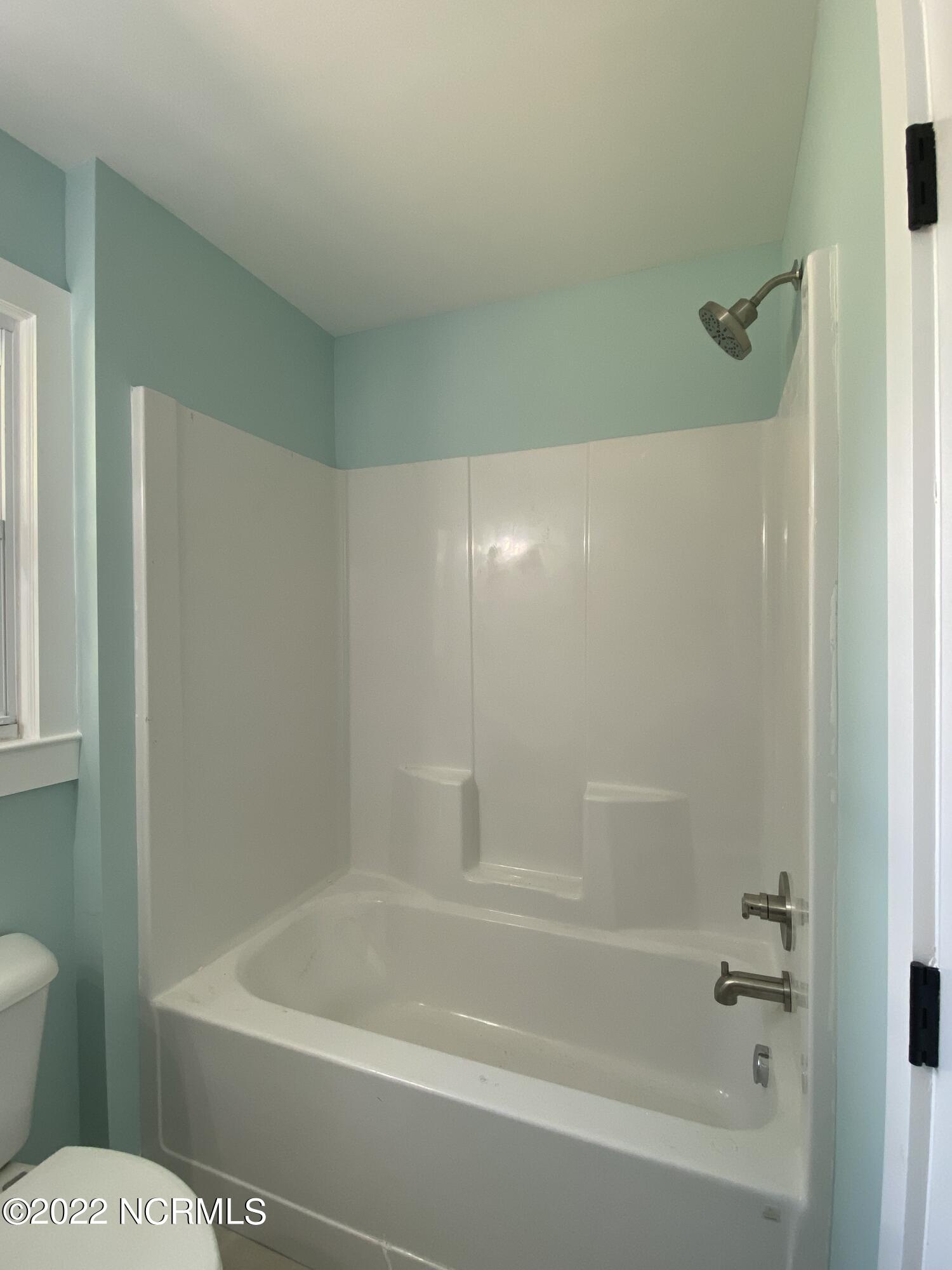 440 McCabe Road Newport, NC 28570 - Photo 4 of 10 2nd Bath