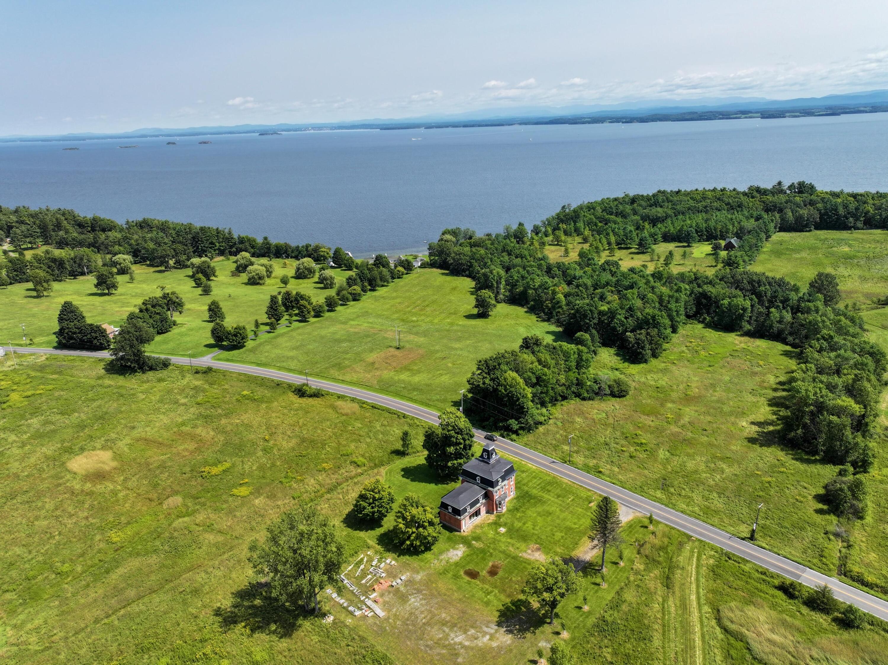 249 Point Road Willsboro, NY 12996 - Photo 7 of 60 206-ran