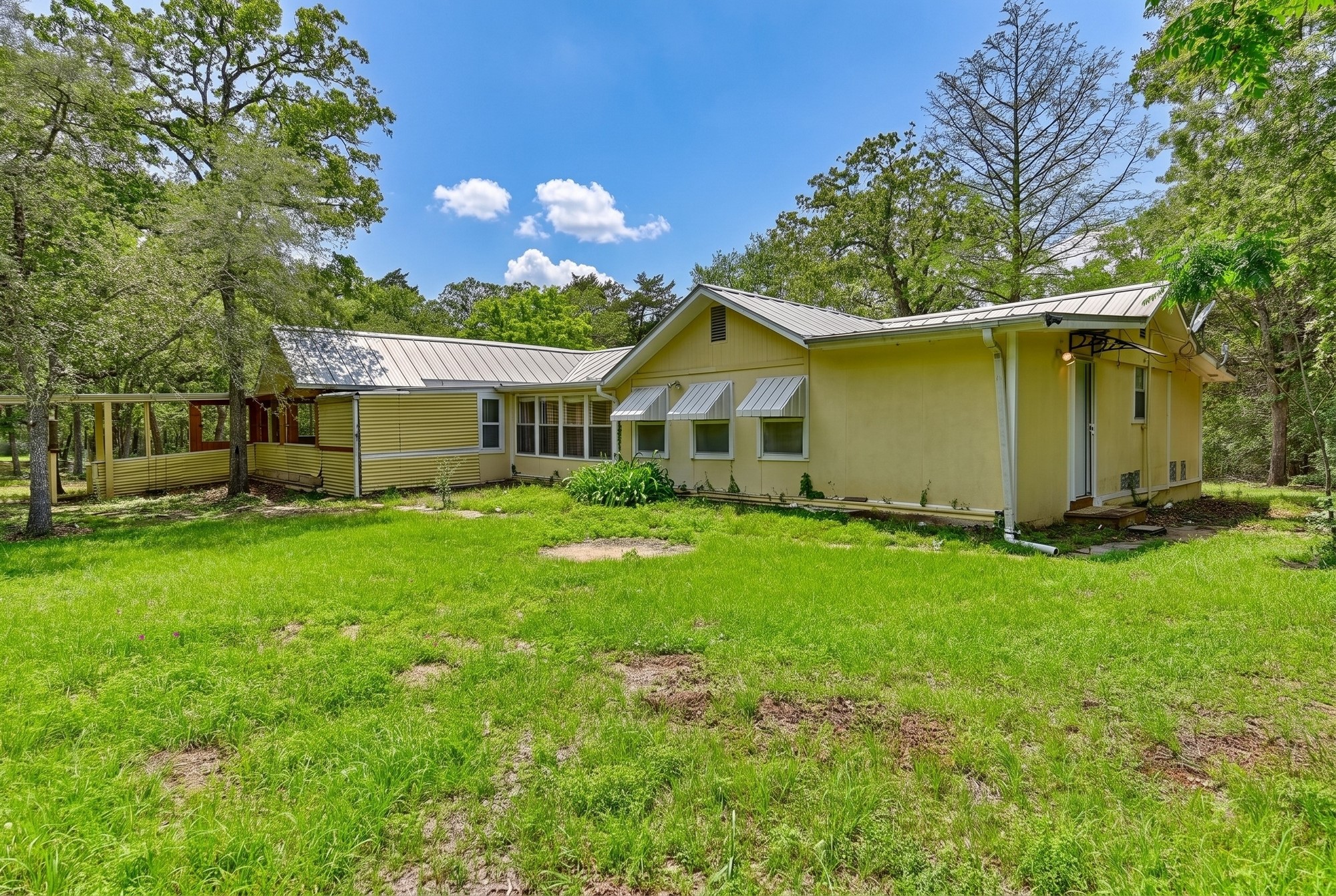 8023 Old Smithville Road Muldoon, TX 78949 - Photo 27 of 39
