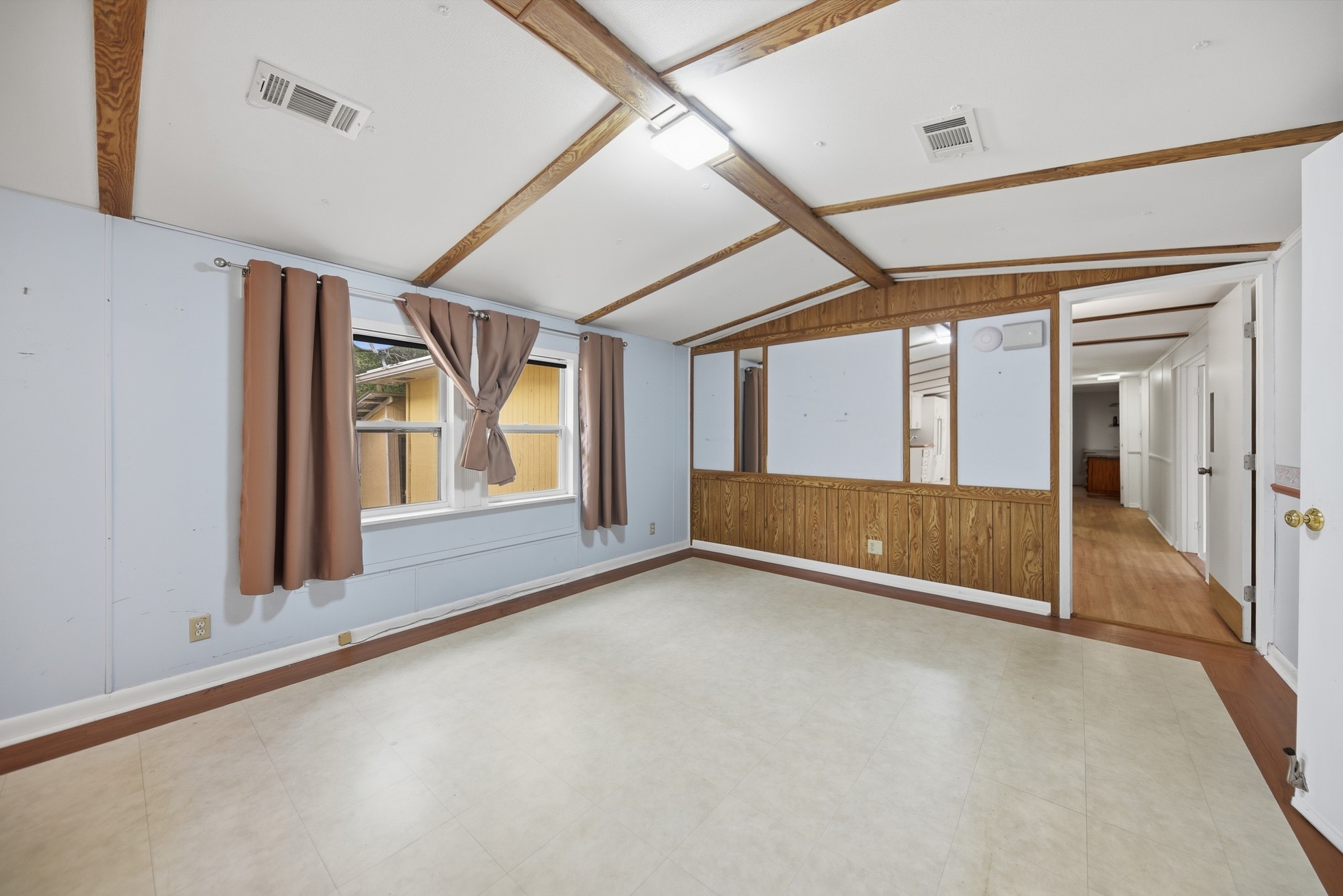 8023 Old Smithville Road Muldoon, TX 78949 - Photo 5 of 39