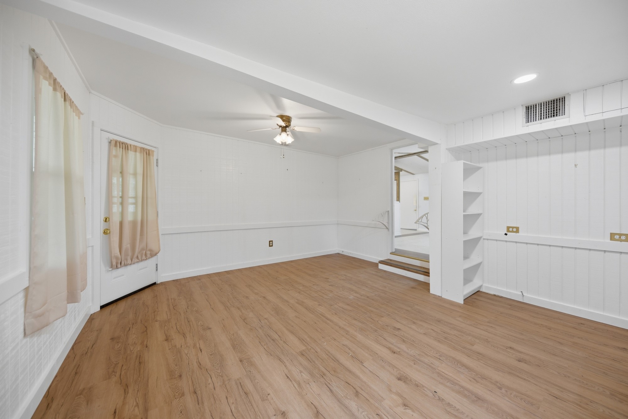 8023 Old Smithville Road Muldoon, TX 78949 - Photo 10 of 39