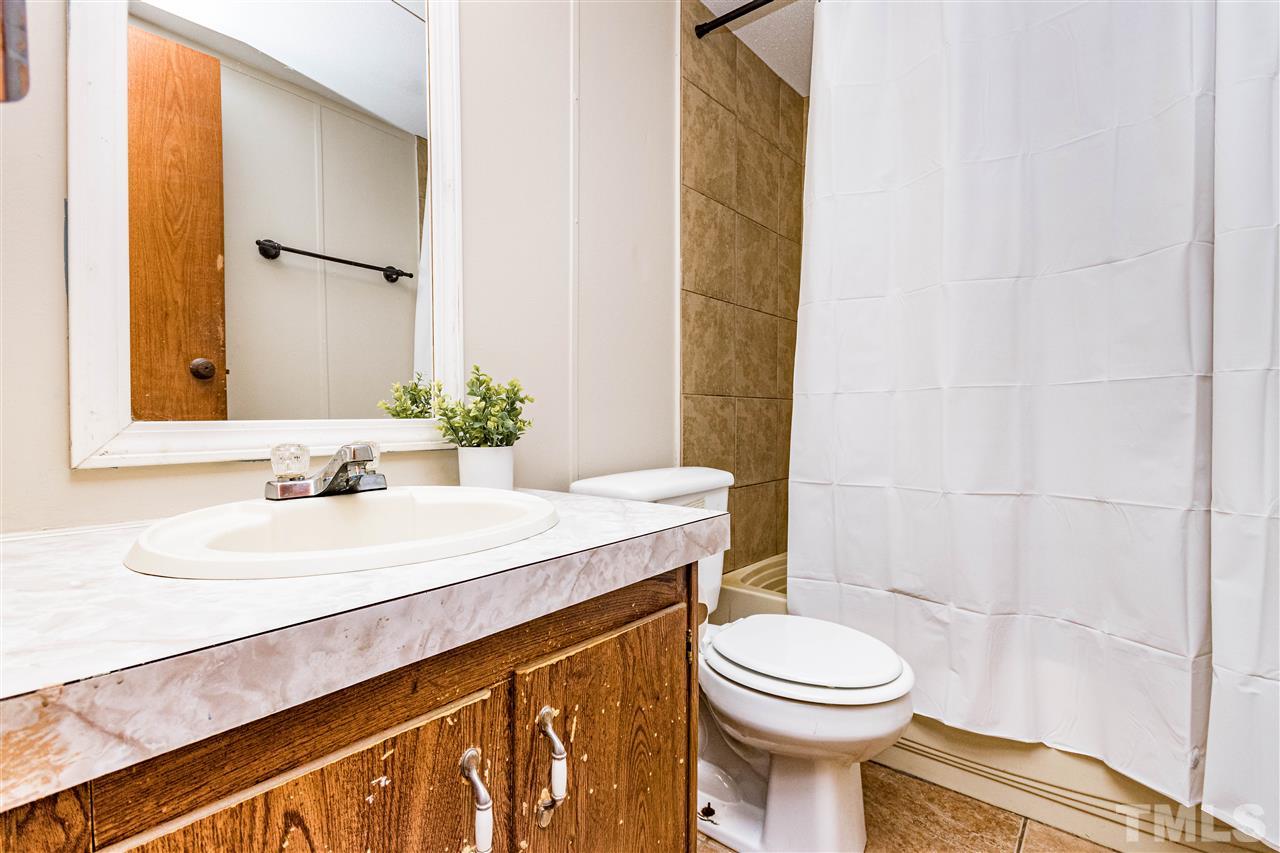 6609 Rock Service Station Road Raleigh, NC 27603 - Photo 4 of 30 Gallery Image 4