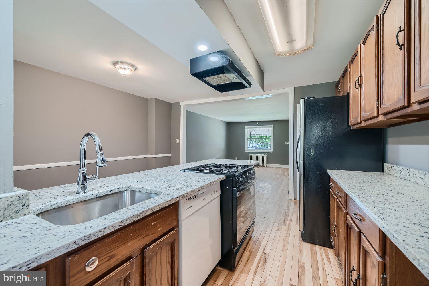 714 Pontiac Avenue Brooklyn, MD 21225 - Photo 10 of 28