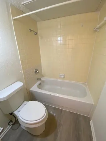 $850 | 8109 Skillman Street, Unit 1012, Dallas, TX 75231