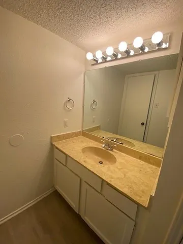 $850 | 8109 Skillman Street, Unit 1012, Dallas, TX 75231