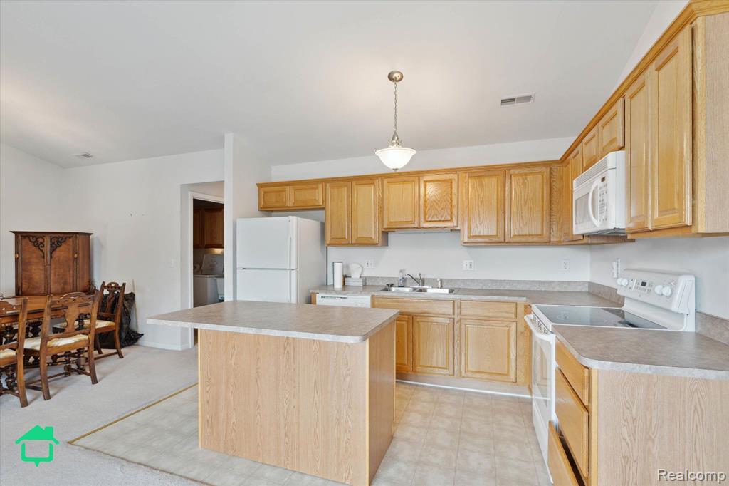 33548 Utica Road Fraser, MI 48026 - Photo 8 of 15