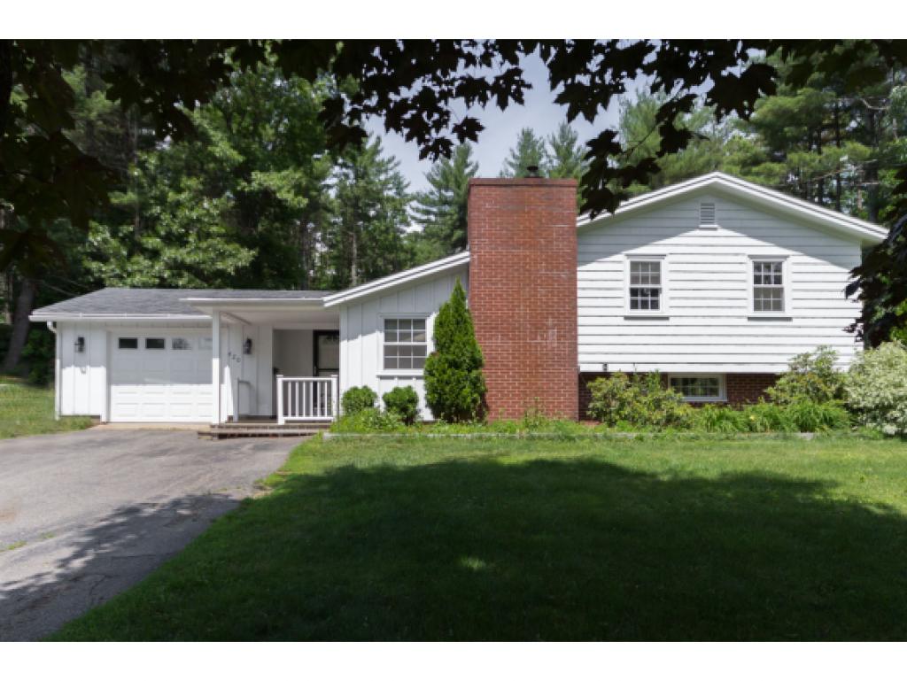 420 Ocean Road Portsmouth, NH 03801 - Photo 1 of 29 Gallery Image 1