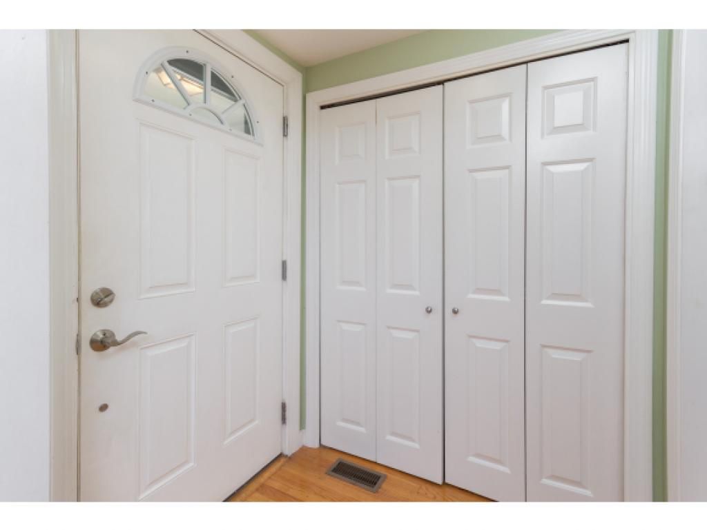 420 Ocean Road Portsmouth, NH 03801 - Photo 24 of 29 Gallery Image 24