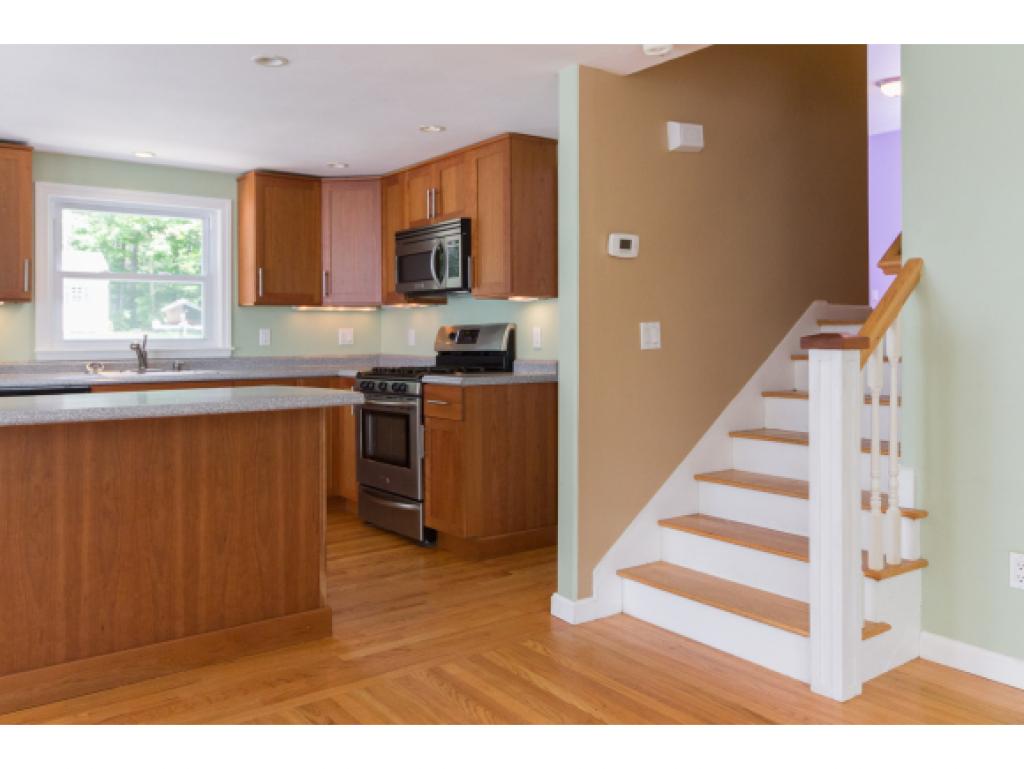 420 Ocean Road Portsmouth, NH 03801 - Photo 7 of 29 Gallery Image 7