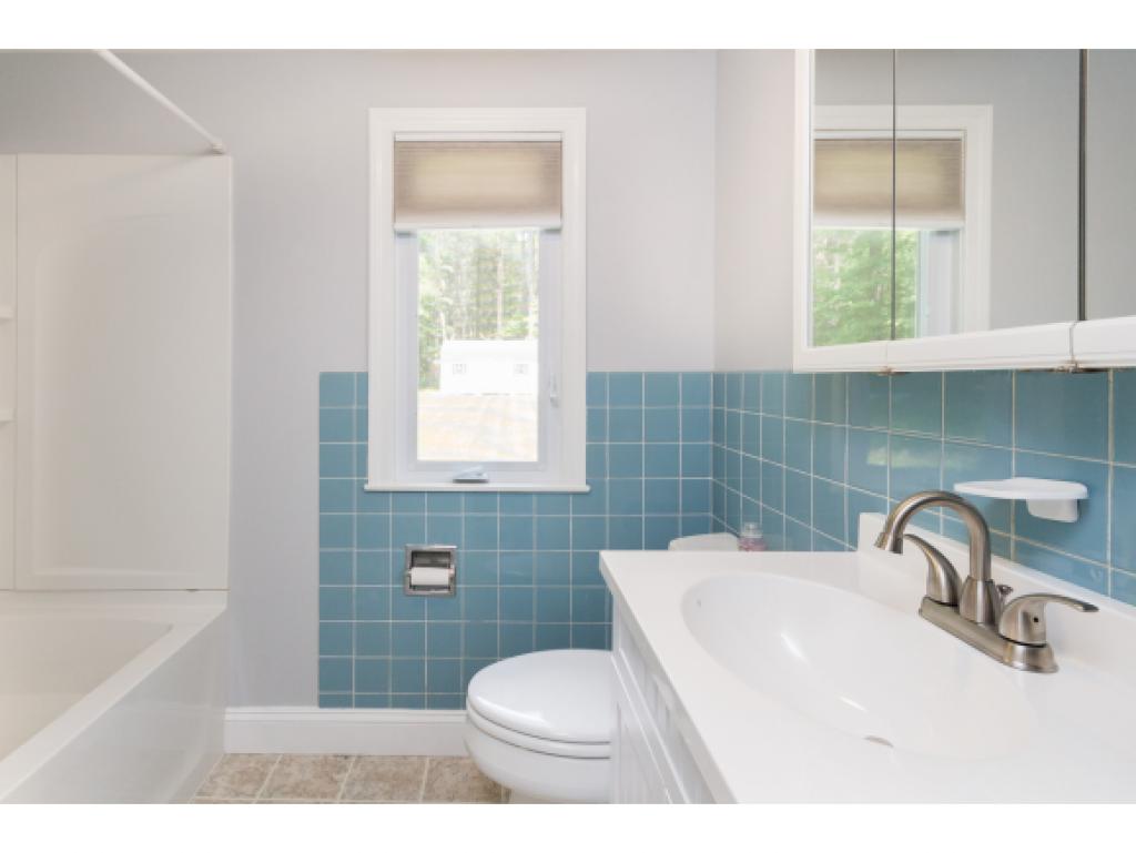 420 Ocean Road Portsmouth, NH 03801 - Photo 8 of 29 Gallery Image 8