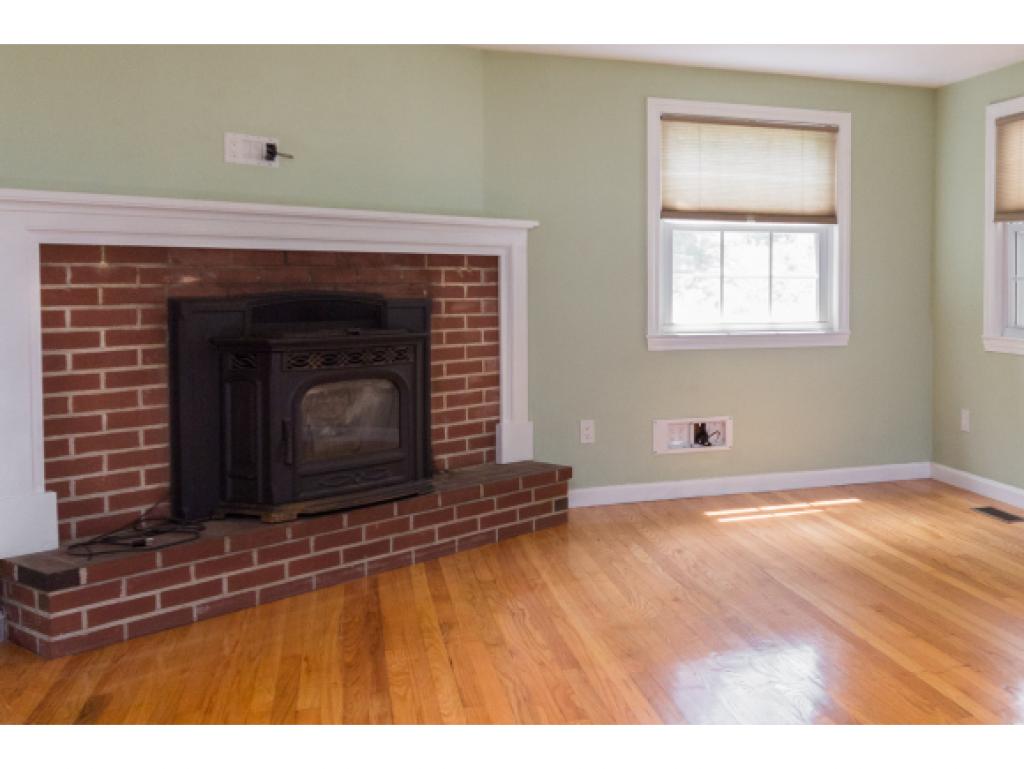420 Ocean Road Portsmouth, NH 03801 - Photo 10 of 29 Gallery Image 10