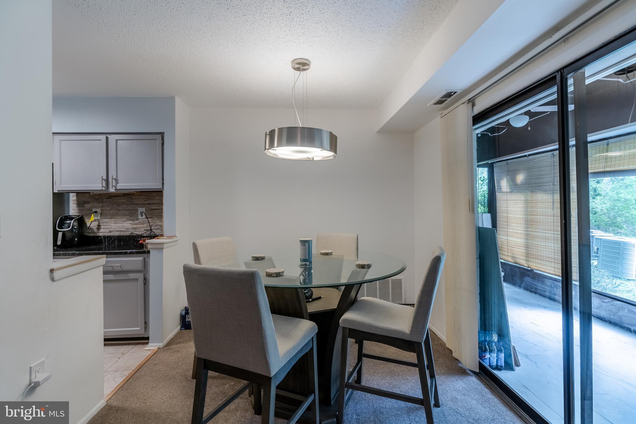 5 Suntop Court, Unit T1 Baltimore, MD 21209 - Photo 7 of 16 Dining Area