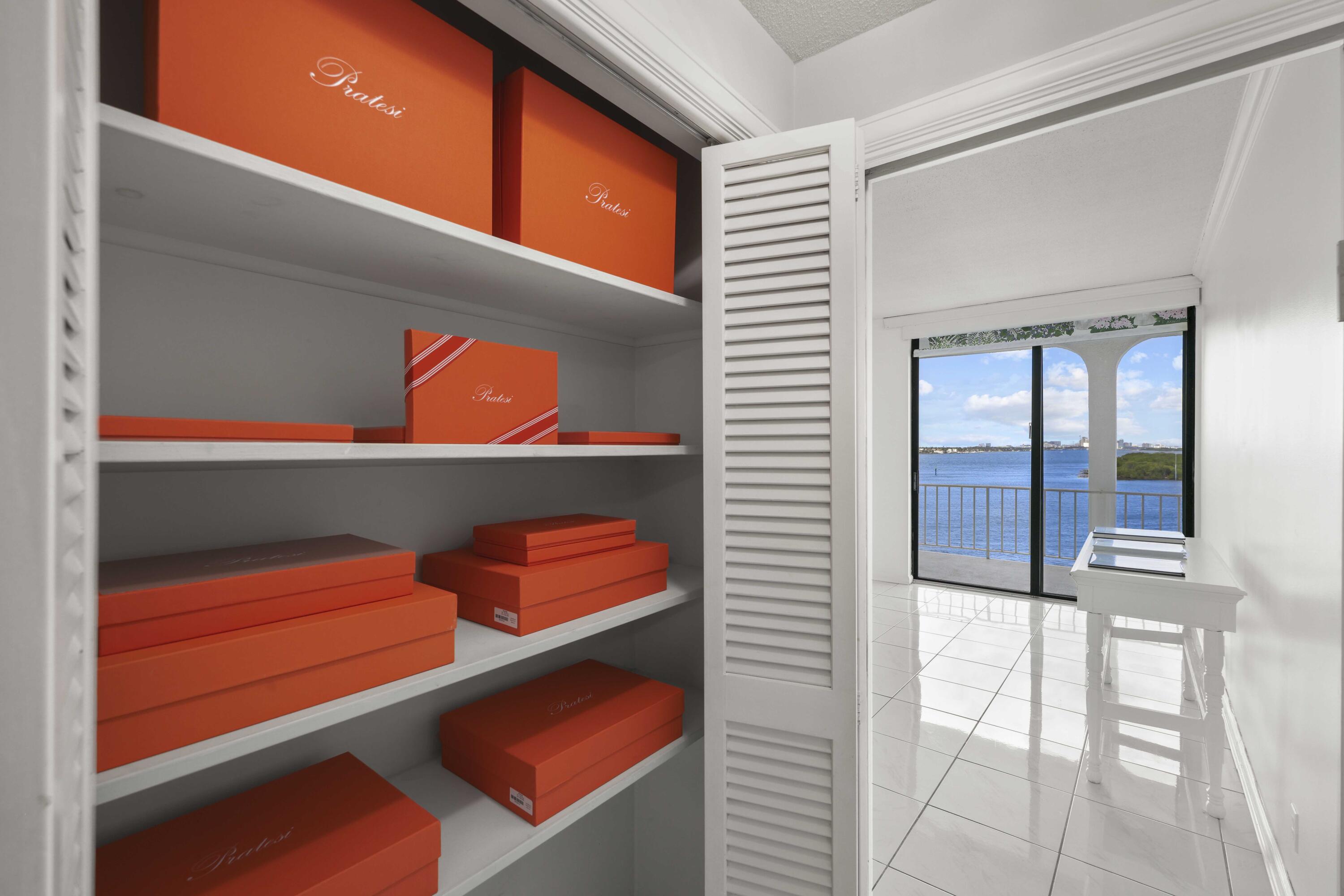 2155 Ibis Isle Road, Unit PH 3 Palm Beach, FL 33480 - Photo 29 of 42 28 - Guest Closet