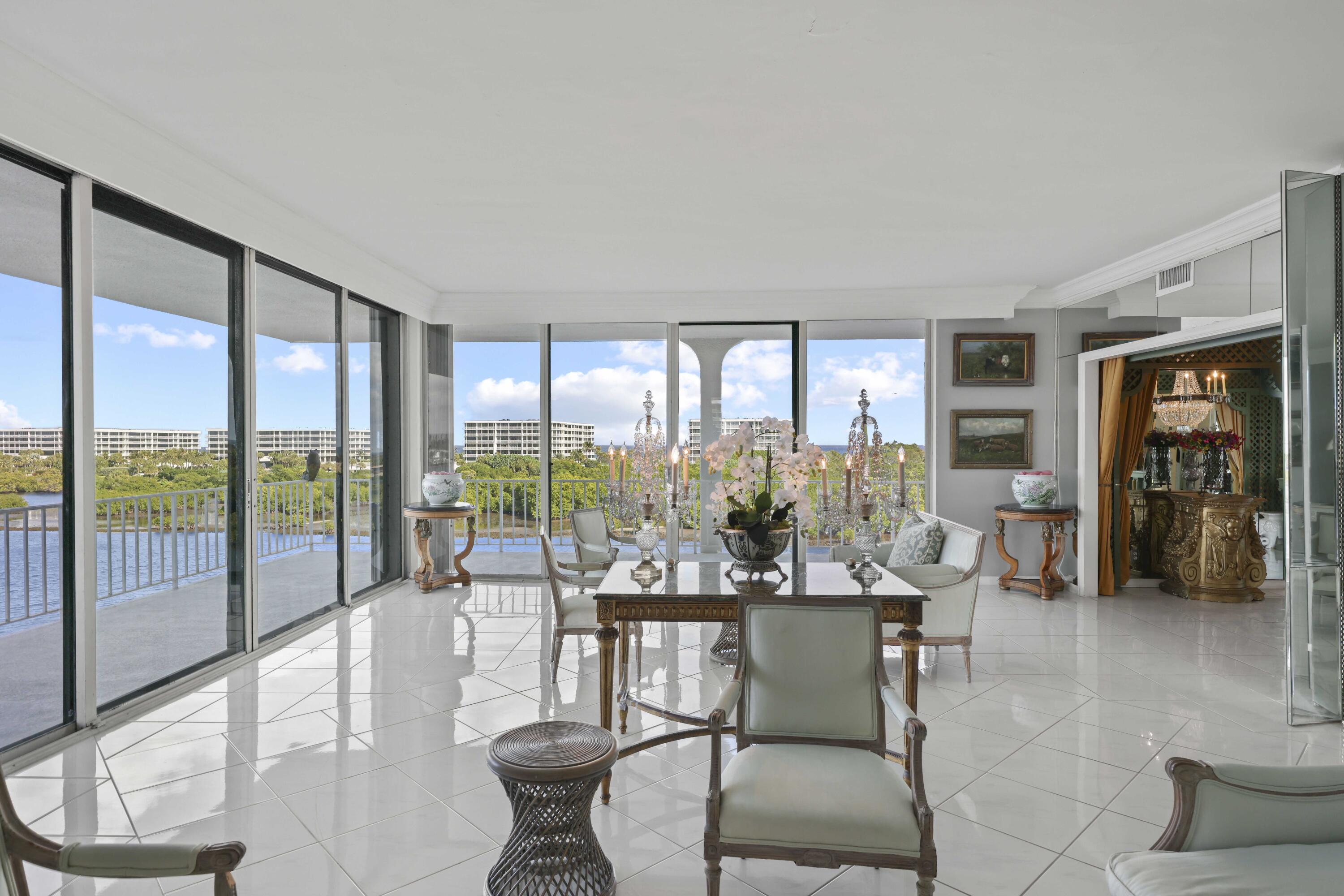 2155 Ibis Isle Road, Unit PH 3 Palm Beach, FL 33480 - Photo 9 of 42 5.1 - Living Room