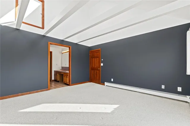 $3,500 | 1 Rodeo Drive, Barrington, RI 02806