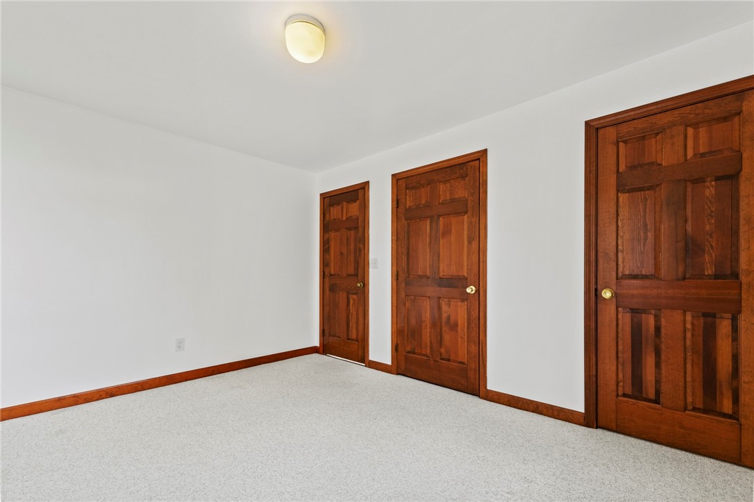 1 Rodeo Drive Barrington, RI 02806 - Photo 20 of 37