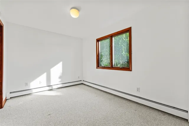 $3,500 | 1 Rodeo Drive, Barrington, RI 02806