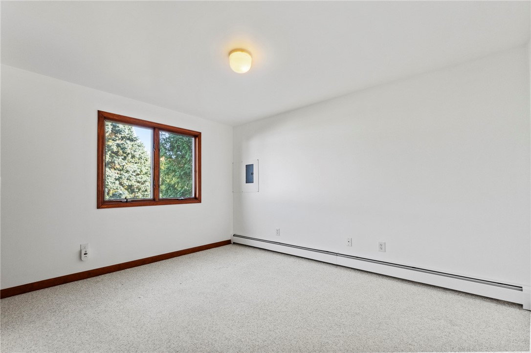 1 Rodeo Drive Barrington, RI 02806 - Photo 25 of 37