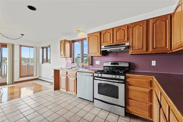 $3,500 | 1 Rodeo Drive, Barrington, RI 02806