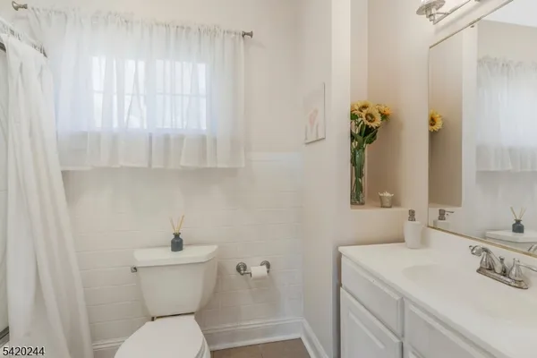 $585,000 | 123 Thatchers Hill Road, Flemington, NJ 08822