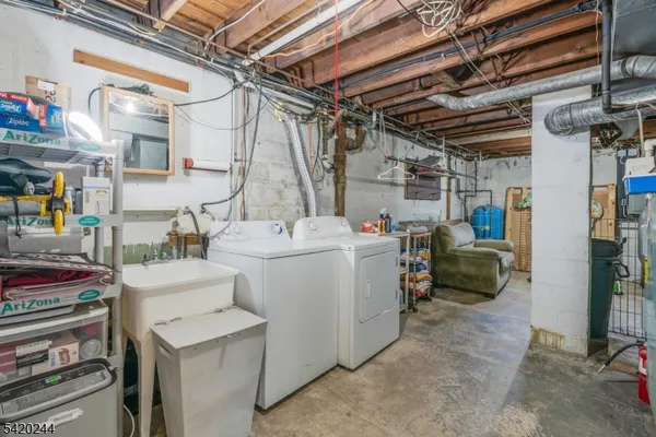 $585,000 | 123 Thatchers Hill Road, Flemington, NJ 08822