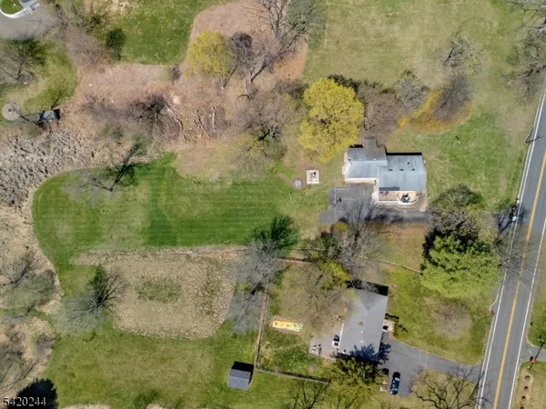 $585,000 | 123 Thatchers Hill Road, Flemington, NJ 08822