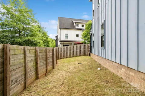 $1,075,000 | 1513 Landis Avenue, Charlotte, NC 28205