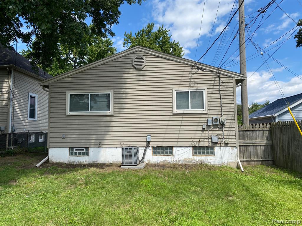 1116 Vester Street Ferndale, MI 48220 - Photo 12 of 12