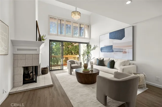 $925,000 | 8180 Manitoba Street, Unit 334, Playa del Rey, CA 90293