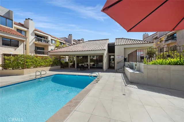 $925,000 | 8180 Manitoba Street, Unit 334, Playa del Rey, CA 90293