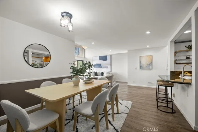 $925,000 | 8180 Manitoba Street, Unit 334, Playa del Rey, CA 90293