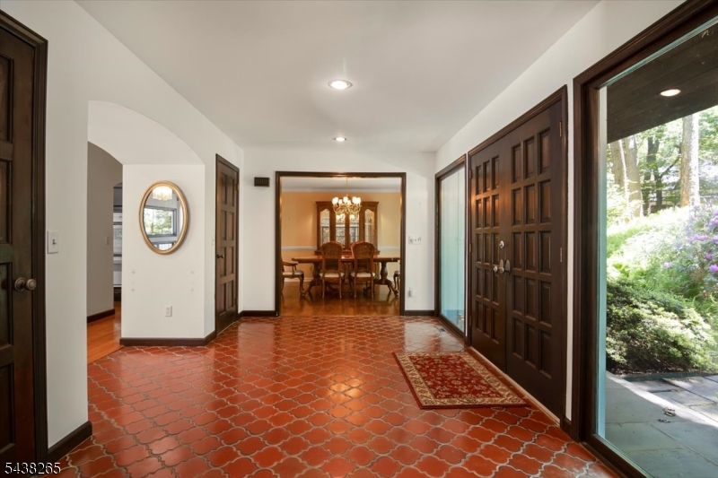 6 Green Hills Road Mendham, NJ 07945 - Photo 15 of 42