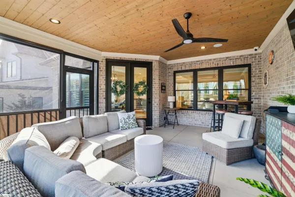 $1,395,000 | 401 Southern Beech Court, Simpsonville, SC 29681
