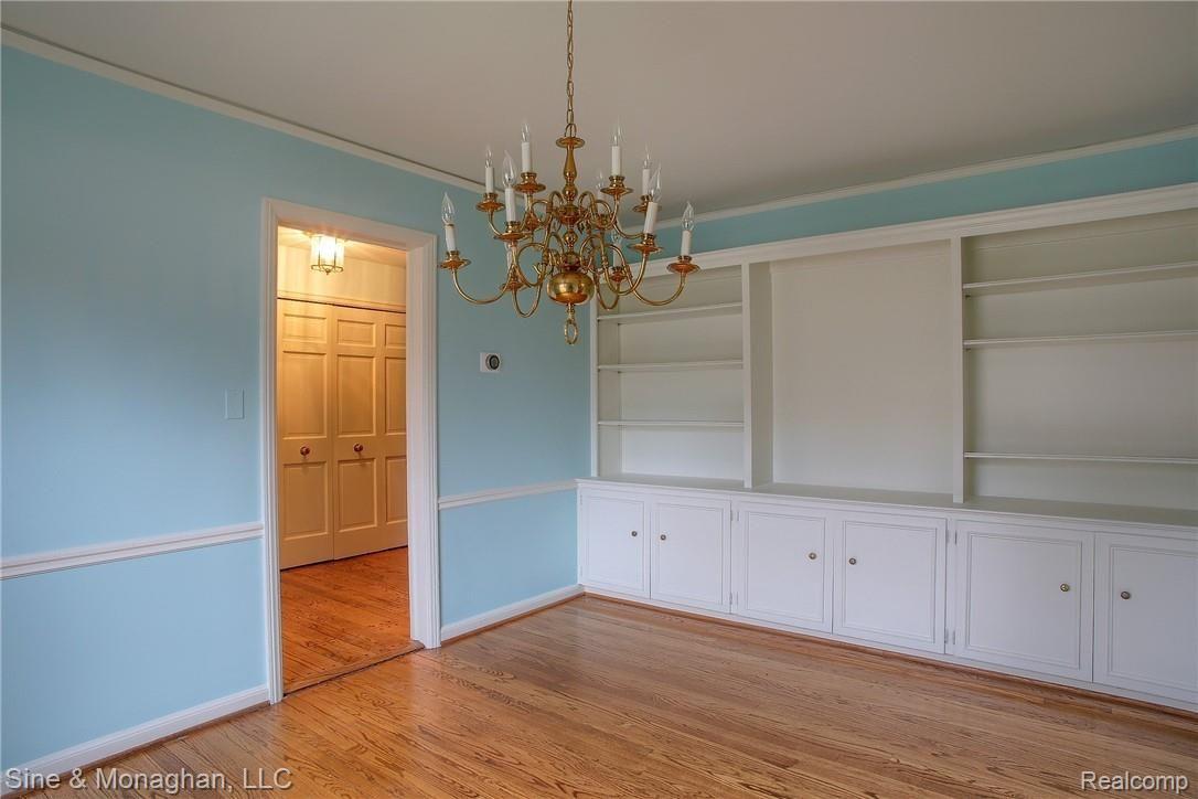 1022 Harvard Road Grosse Pointe, MI 48230 - Photo 13 of 36 9-Dining Room.jpg