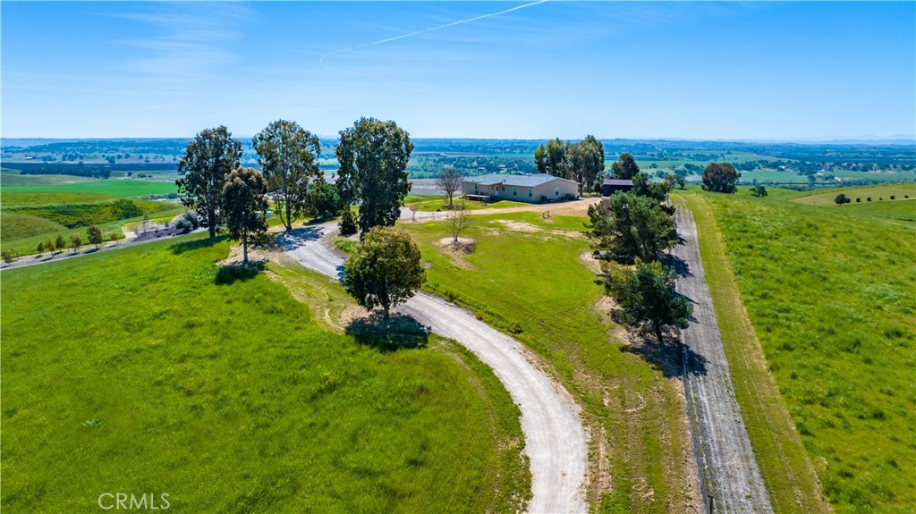 1876 Rancho Lomas Way San Miguel, CA 93451 - Photo 11 of 75