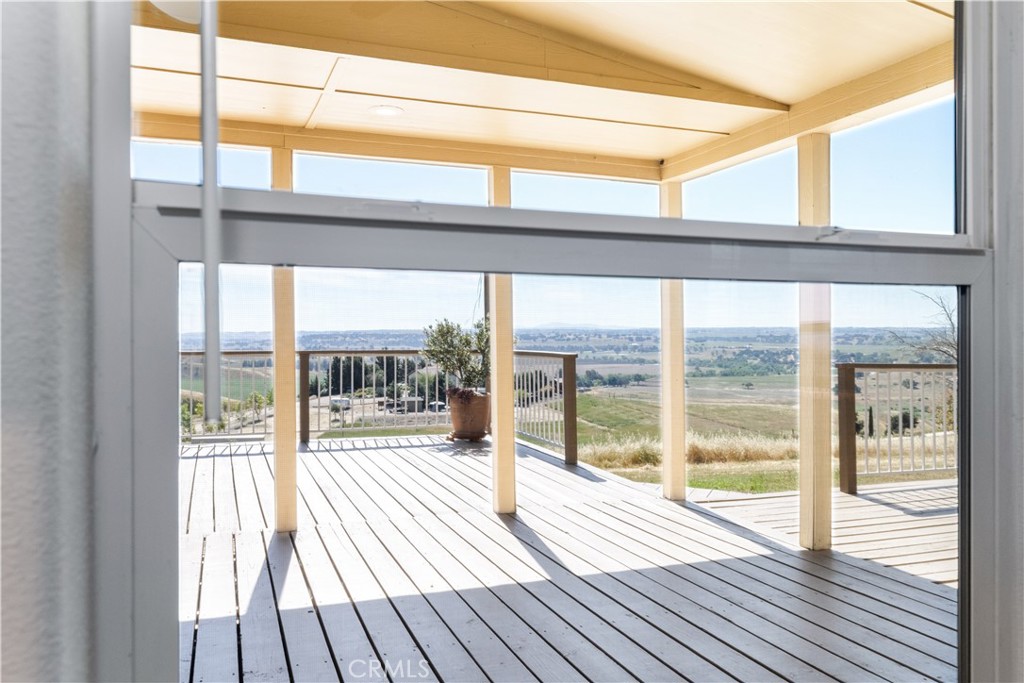 1876 Rancho Lomas Way San Miguel, CA 93451 - Photo 22 of 75