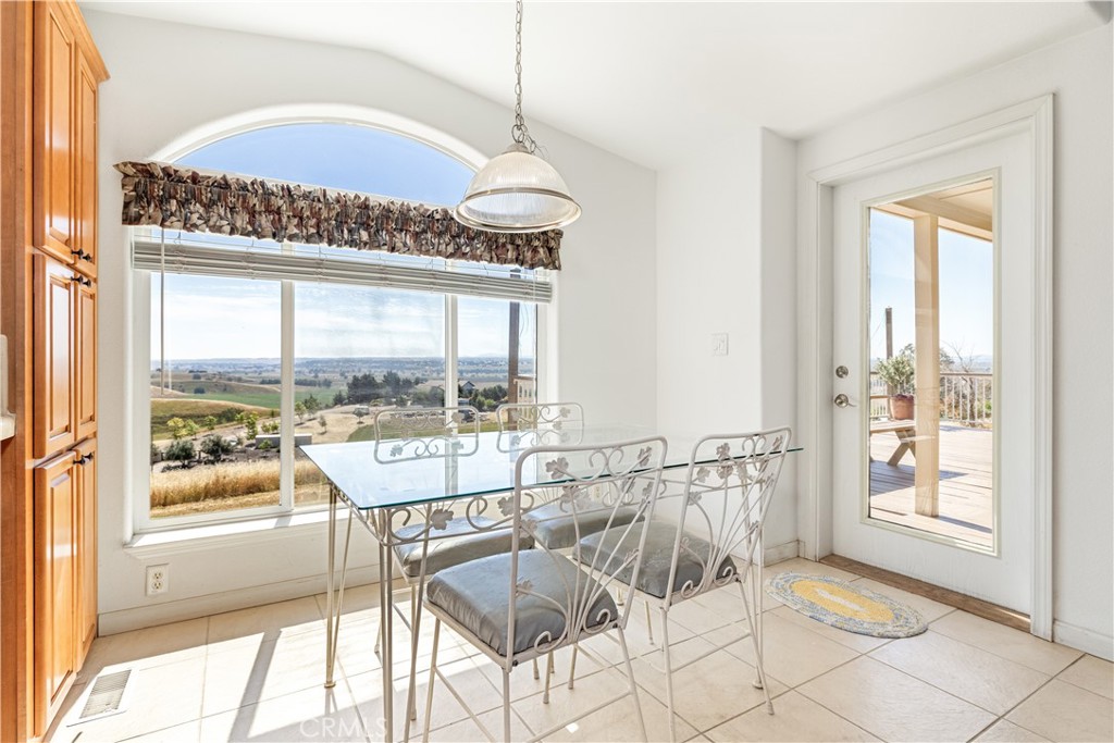 1876 Rancho Lomas Way San Miguel, CA 93451 - Photo 37 of 75