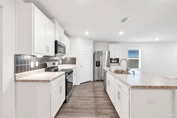 $2,350 | 6304 Firefly Drive, Milton, FL 32583