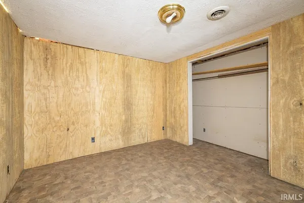 $189,000 | 2481 Old State Road 101, Liberty, IN 47353