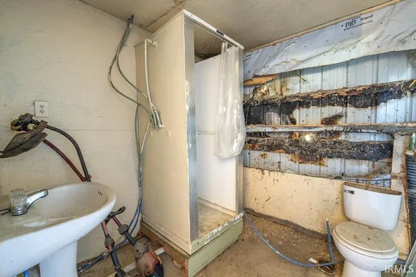 $189,000 | 2481 Old State Road 101, Liberty, IN 47353