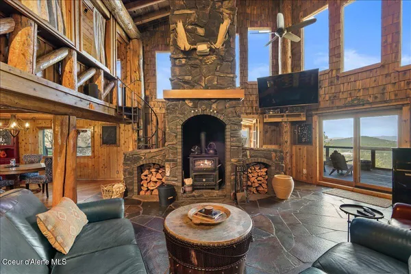$1,498,000 | 31 South Lightning Spur Lane, Coeur D'Alene, ID 83814