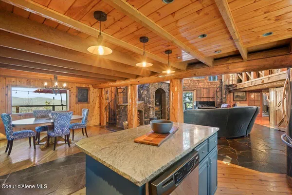 $1,498,000 | 31 South Lightning Spur Lane, Coeur D'Alene, ID 83814