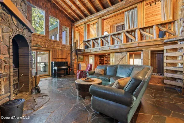 $1,498,000 | 31 South Lightning Spur Lane, Coeur D'Alene, ID 83814
