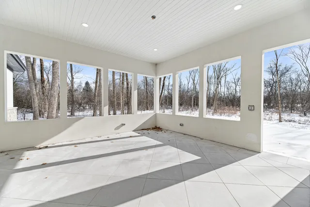 $2,899,000 | 213 Northampton Lane, Lincolnshire, IL 60069