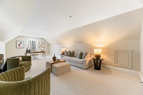 $2,899,000 | 213 Northampton Lane, Lincolnshire, IL 60069