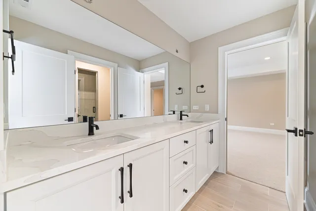 $2,899,000 | 213 Northampton Lane, Lincolnshire, IL 60069