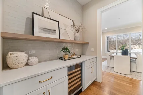 $2,899,000 | 213 Northampton Lane, Lincolnshire, IL 60069