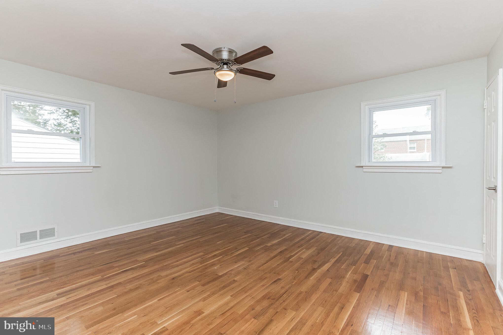 2019 Cascade Road Silver Spring, MD 20902 - Photo 20 of 32