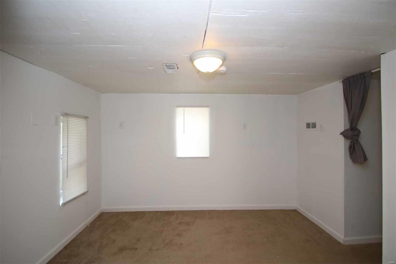 727 East 7th Street Alton, IL 62002 - Photo 17 of 21 Gallery Image 17