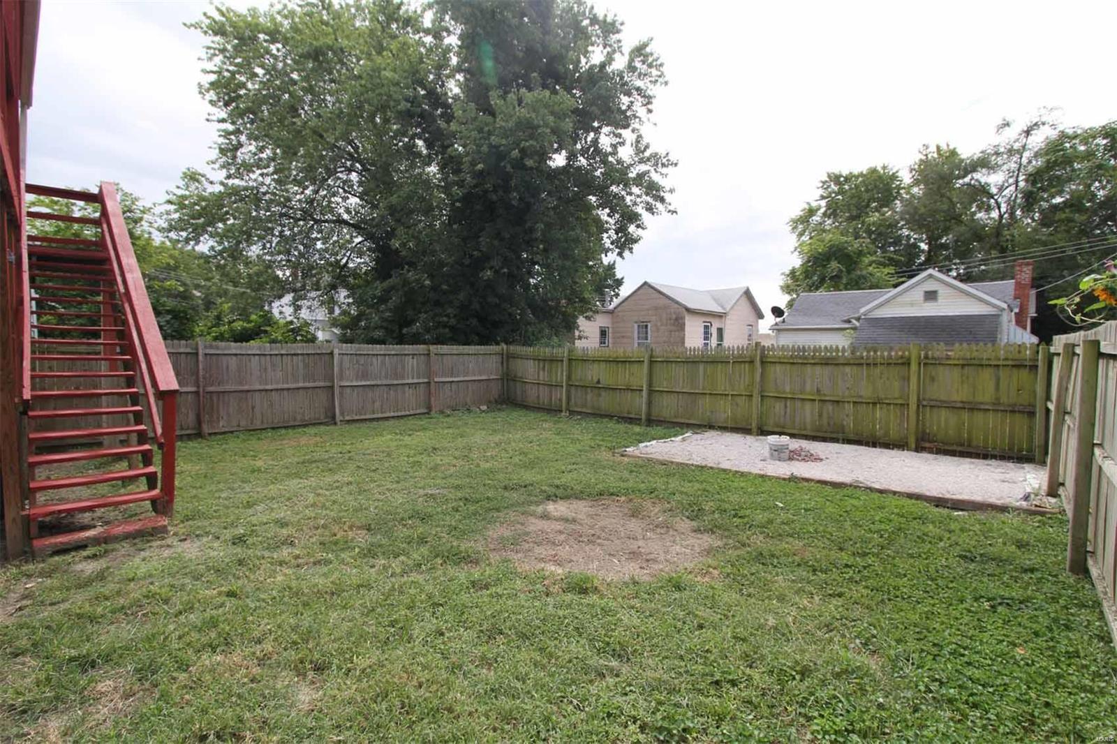 727 East 7th Street Alton, IL 62002 - Photo 4 of 21 Gallery Image 4